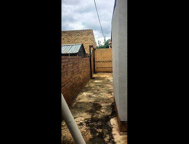 3 BEDROOM HOUSE FOR SALE IN SOSHANGUVE UU
